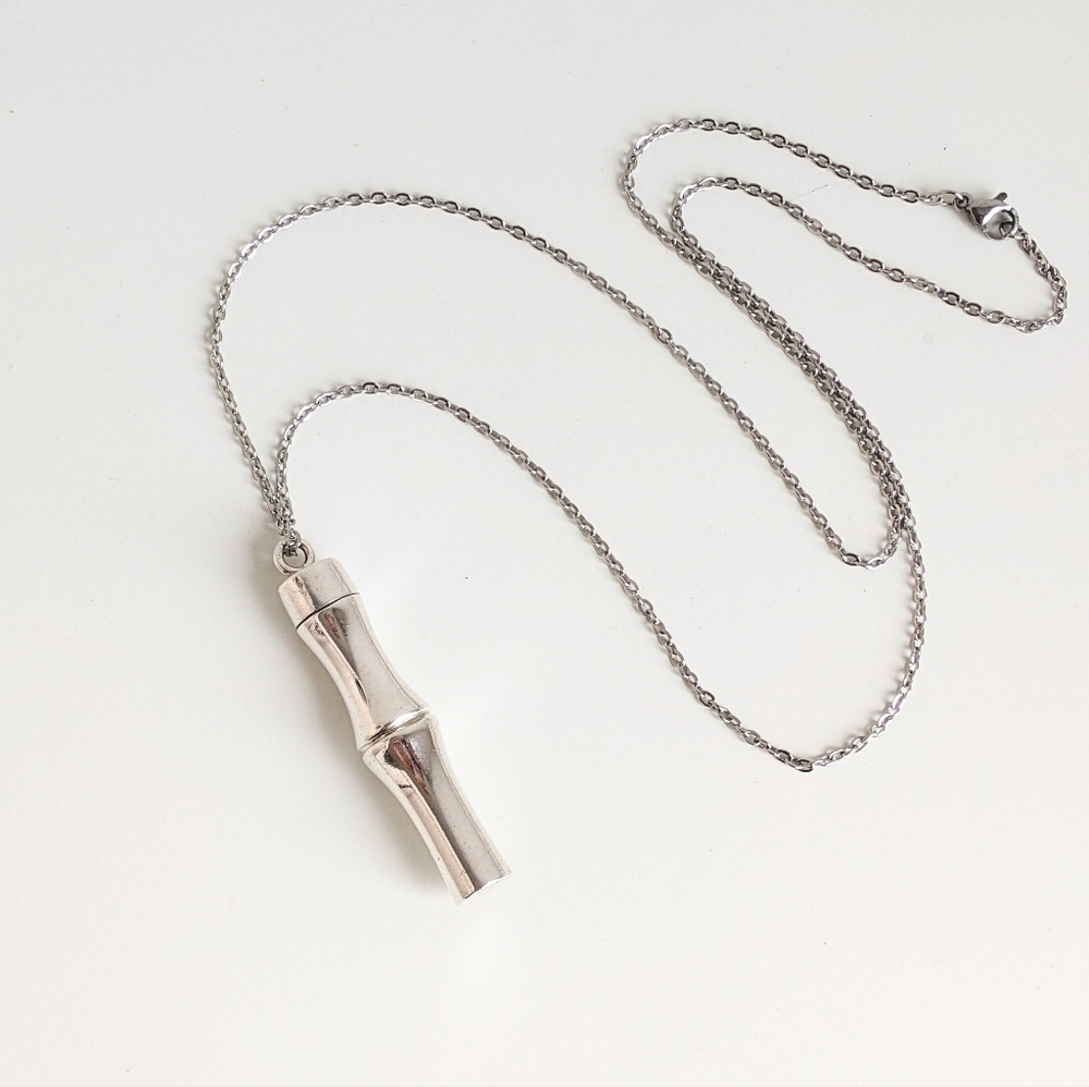 Gucci bamboo necklace
